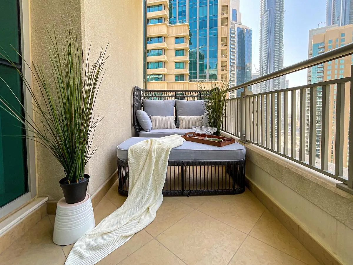 Higuests - Amazing Apartment Overlooking Burj Khalifa! Dubaj